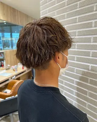 カラー パーマ メンズ 赤本悠斗波巻きパーマ メンズパーマのヘアスタイル