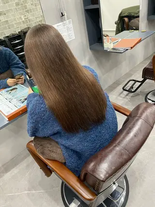 ロング カラー 宇佐美 柊のヘアスタイル