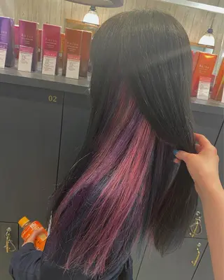ロング カラー 柴田 枝利子のヘアスタイル
