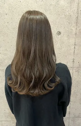 カラー ニシノ フウカのヘアスタイル