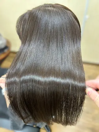 ロング みやたゆうき 髪質改善講師のヘアスタイル