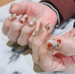 ネイル 奥田 加奈子のネイルデザイン