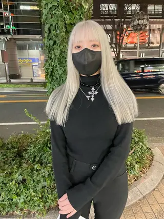 ロング インク 美容院のヘアスタイル