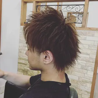ショート カラー メンズ 山岡 秀規のヘアスタイル