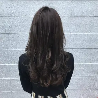ロング カラー パーマ ニュアンスパーマ／ レイヤー／茶屋町のヘアスタイル