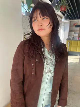 セミロング 熊崎 葵のヘアスタイル