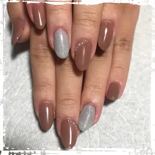 ネイル ECLAT エクラ所属・寺山 千鶴のネイルデザイン