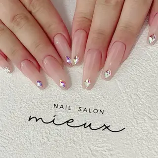 ネイル nailsalon mieuxのネイルデザイン