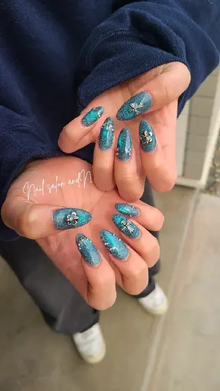 ネイル and Nのネイルデザイン