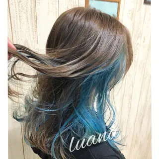 セミロング エクステ・髪質改善・ ブリーチ・吉田大介のヘアスタイル