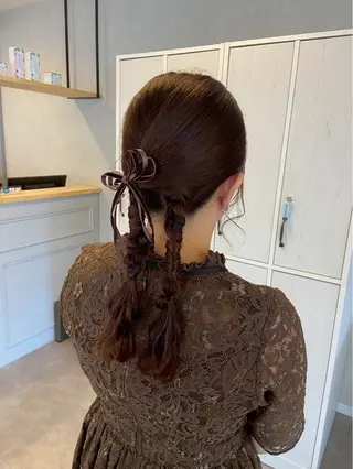 セミロング ヘアアレンジ ELLE&SALLY 石野のヘアスタイル