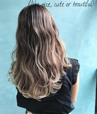 ロング CLAN クランのヘアスタイル