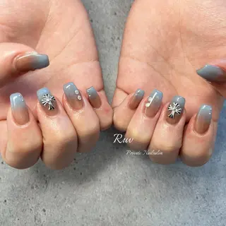 ネイル プライベート ネイルサロン　ルヴのネイルデザイン