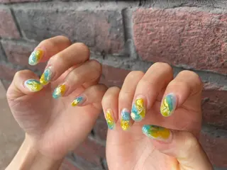 ネイル 成瀬 妃生路のヘアスタイル