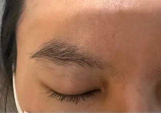 アイブロウ 🫧もりやま 🫧えなのマツエク・マツパデザイン