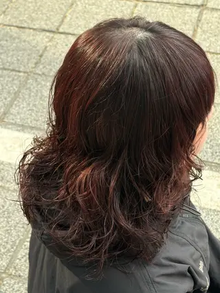 ミディアム パーマ 🍓ハイトーンカラー 🎀nene🍓のヘアスタイル