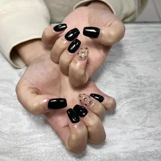 ネイル NAIL303 🛼 SHIORIのネイルデザイン