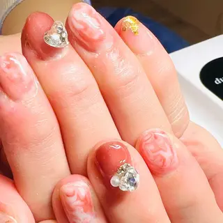 ミディアム Nail Salon midnightのネイルデザイン