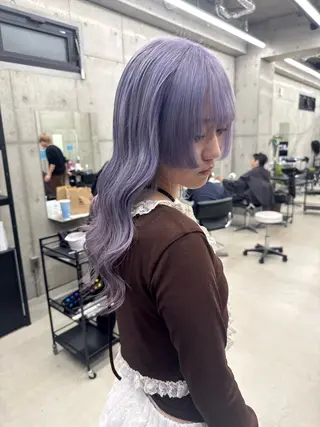 カラー Asami／名古屋／ ハイトーン／デザインのヘアスタイル