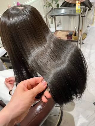 ロング カラー 髪質改善･縮毛矯正 特化･ユウシンのヘアスタイル