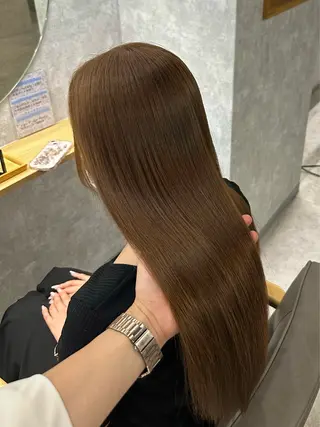 カラー miyon京都烏丸所属・山本 竜輔のヘアスタイル