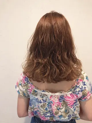 ミディアム 伊藤 さやかのヘアスタイル