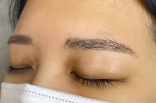 アイブロウ Larme_ hblの眉毛・アイブロウイメージ