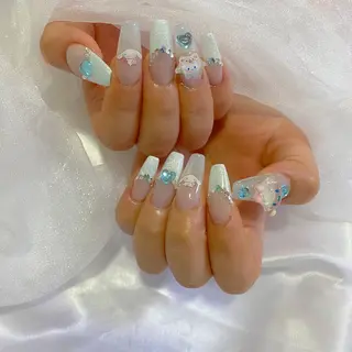 ネイル Lim nail🤍 Ayaのネイルデザイン