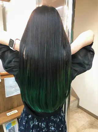セミロング 艶髪/ハイトーン Sherryのヘアスタイル