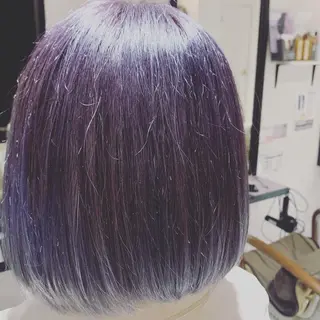 カラー 濱田輝レイヤー 韓国風 ハイトーンのヘアスタイル