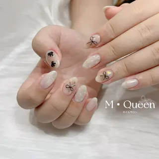ネイル MQueen ネイルサロンマルのネイルデザイン