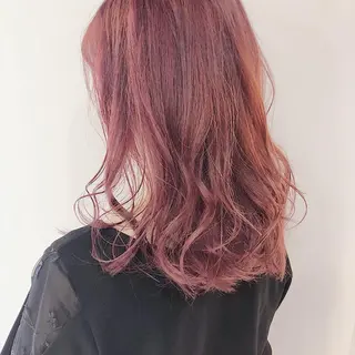 カラー 山口 莉奈のヘアスタイル