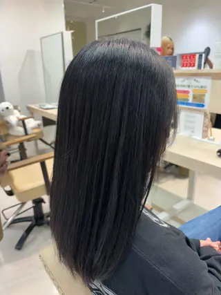 ミディアム ニュアンスパーマ/ フェザー/マッシュのヘアスタイル