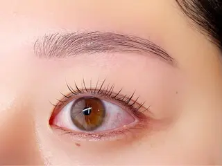 マツエク・マツパ LILY 猪瀬 ෆ‪ LED/パリ/束感のマツエク・マツパデザイン