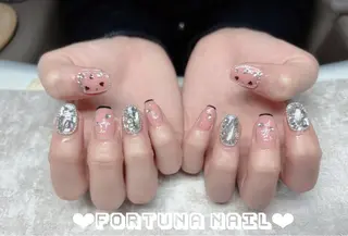 ネイル Nail •Head スパFortunaのネイルデザイン