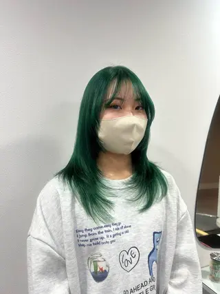 ミディアム カラー 🍿川越torie MIREI🍿のヘアスタイル