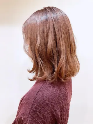 ミディアム カラー あずまぐち めぐみのヘアスタイル