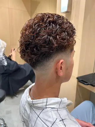 パーマ メンズ 🐲ツイスパ🐲 フェード/龍のヘアスタイル