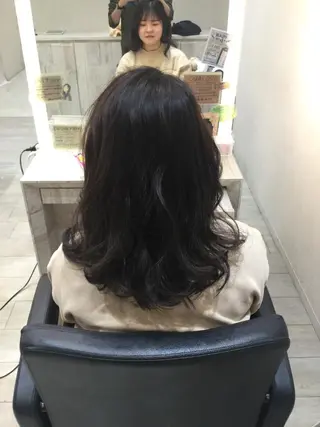 ミディアム メンズパーマレイヤー 西山賢志のヘアスタイル