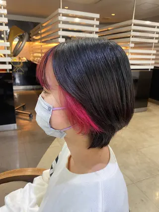 ショート カラー ヘアアレンジ 烏山 達也のヘアスタイル