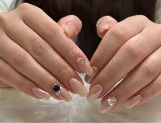 ネイル shiori .のネイルデザイン