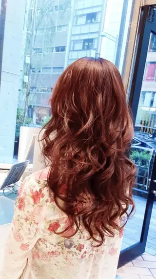 ロング カラー ヘアアレンジ  知念　香トータル ビューティー🌷のヘアスタイル