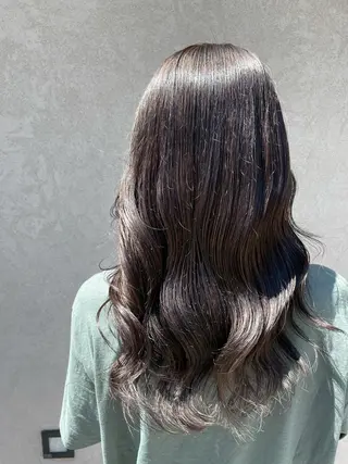 ロング 齋藤 樹里のヘアスタイル