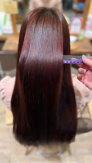 ロング 林 杏夏のヘアスタイル