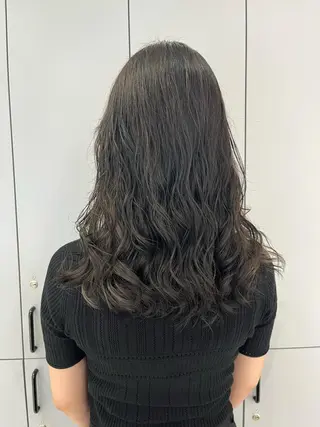 ロング パーマ 山本 佳奈のヘアスタイル