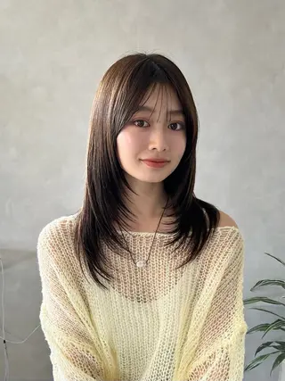 ミディアム カラー ❤️ショートカット ・顔周りカット❤️のヘアスタイル