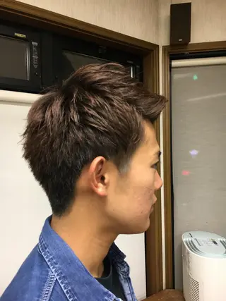 ショート メンズ 牧 颯斗のヘアスタイル