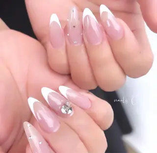 ネイル 大人可愛いネイル🎗 Hinaのネイルデザイン