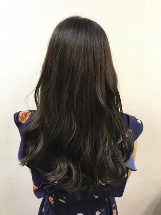 ロング カラー 吉森 満俊のヘアスタイル