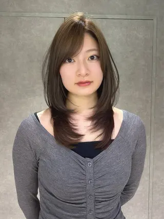 セミロング カラー キッズ yu-kaハッシュ カット/韓国レイヤーのヘアスタイル